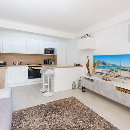 Appartement Carnoles Pres Des Plages Roquebrune-Cap-Martin Εξωτερικό φωτογραφία